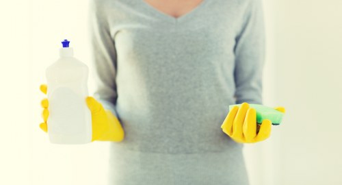 Bathroom deep cleaning in a Hampstead apartment